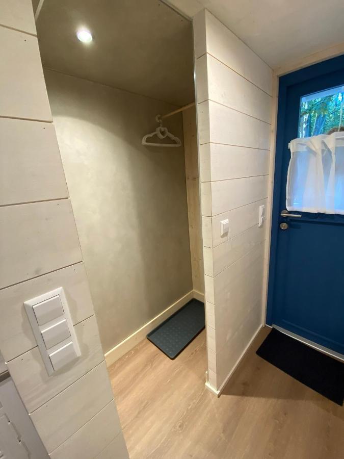 Tiny House Ems Im Pier9 Tiny House Hotel Hamm  Exterior photo